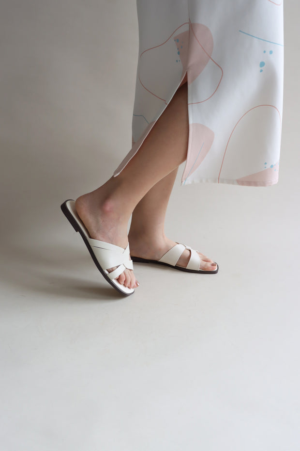 Summer Overlapping Sliders (Ivory) - Our Daily Avenue