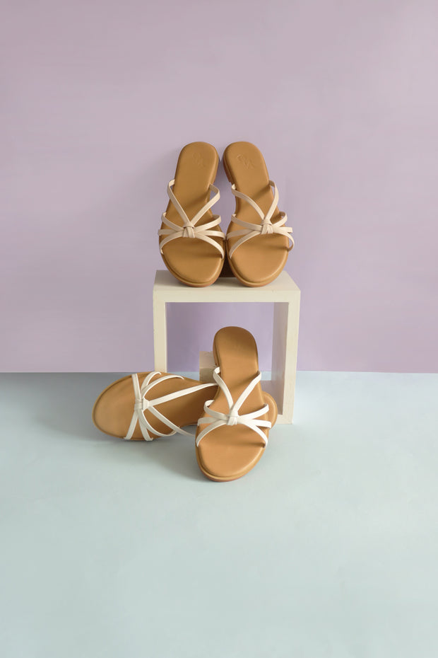 Ivy Classic Knot Sliders (Blush) - Our Daily Avenue