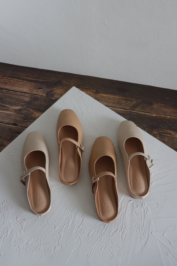 Isabella Classic Mules (Ivory)