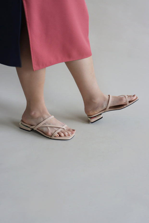 Oaklee Diagonal Sandals (Blush) - Our Daily Avenue