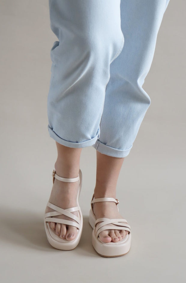Wallis Flatform Sandals (Beige) - Our Daily Avenue