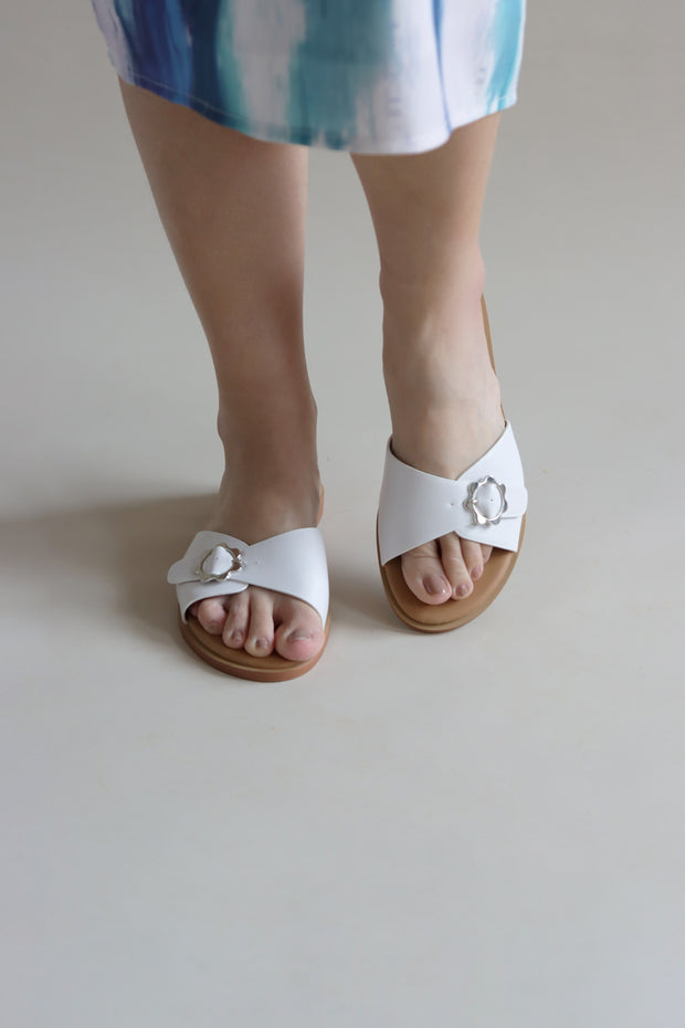 [Exclusive] Blakely Buckled Sliders (White) - Our Daily Avenue