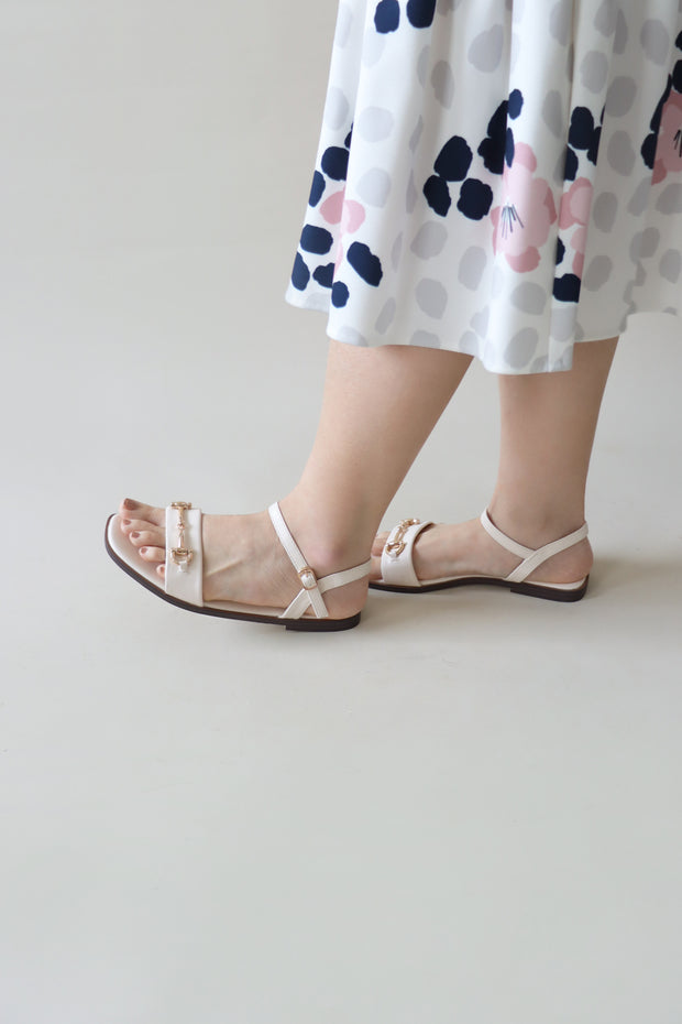 Chloe Metallic Buckled Sandals (Ivory) - Our Daily Avenue