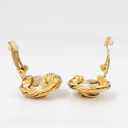 Vintage Chanel 94A cc logo and pearl gold clip on earrings