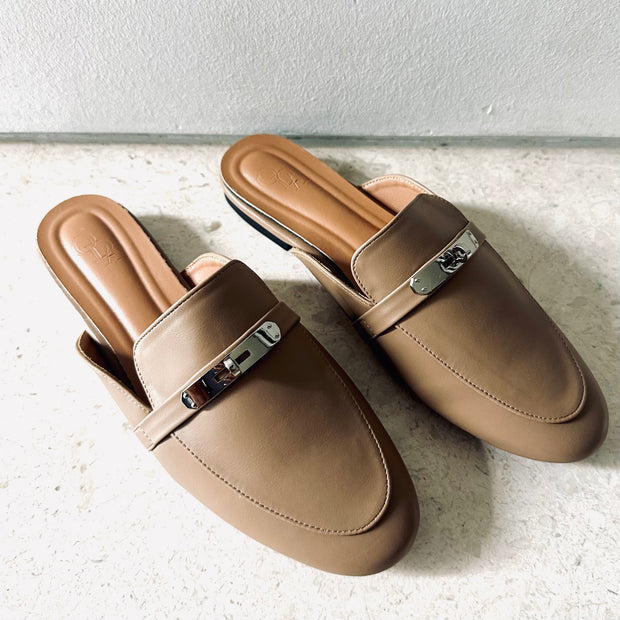 Frame Lock Mules Loafer (Taupe Brown)