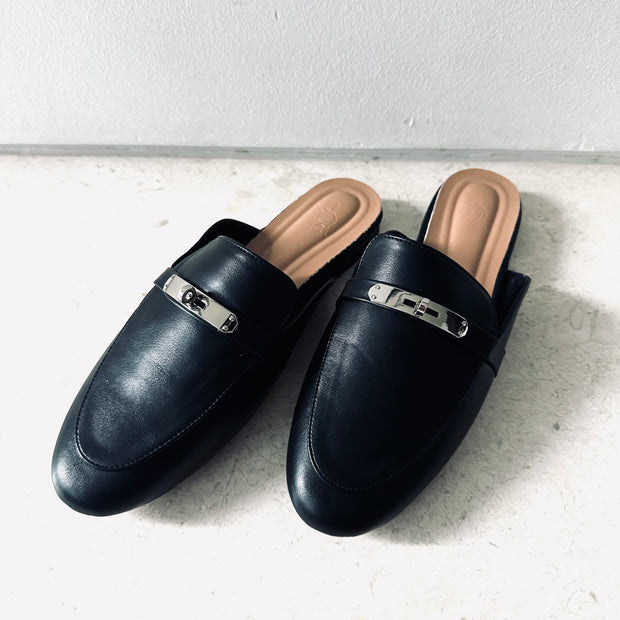 Frame Lock Mules Loafer (Black)