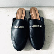 Frame Lock Mules Loafer (Black)
