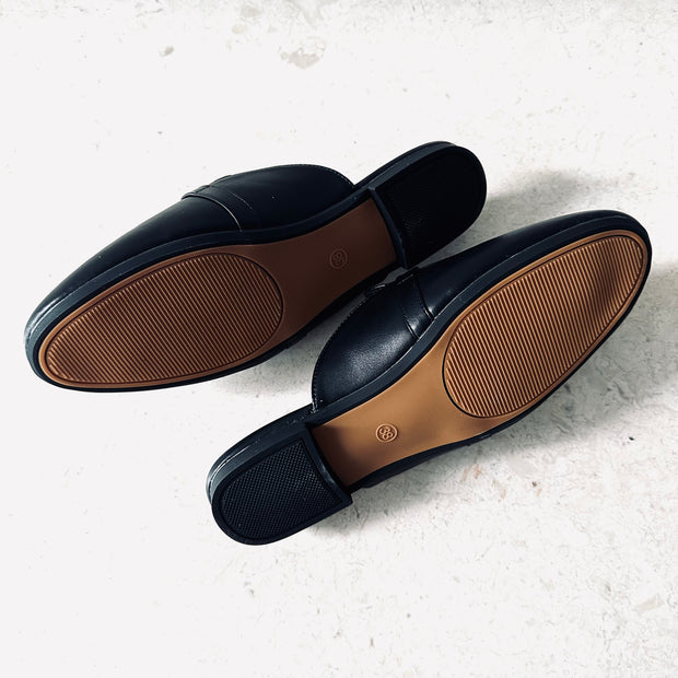 Frame Lock Mules Loafer (Black)