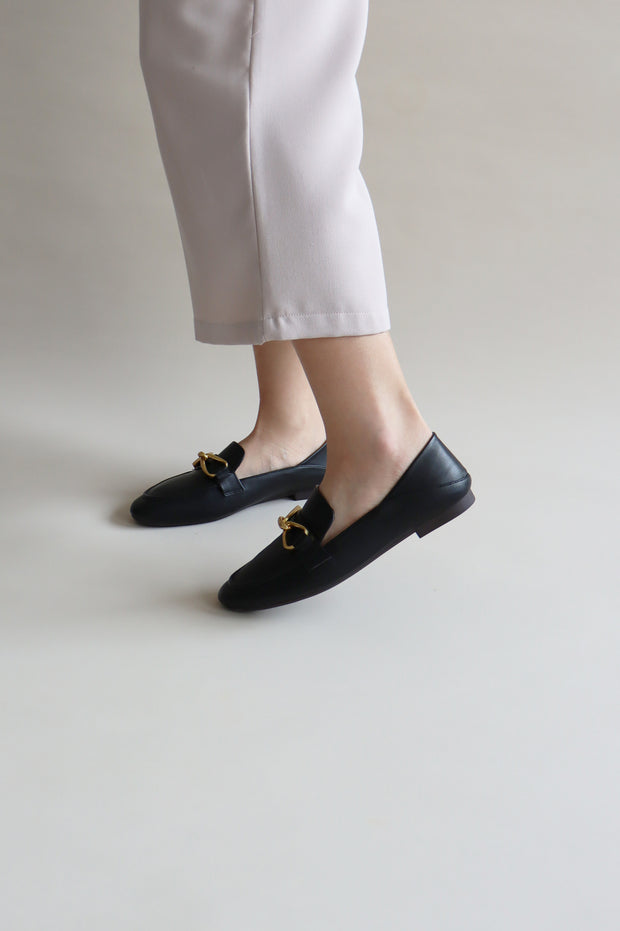 Parker Metallic Bow Loafers (Black) - Our Daily Avenue