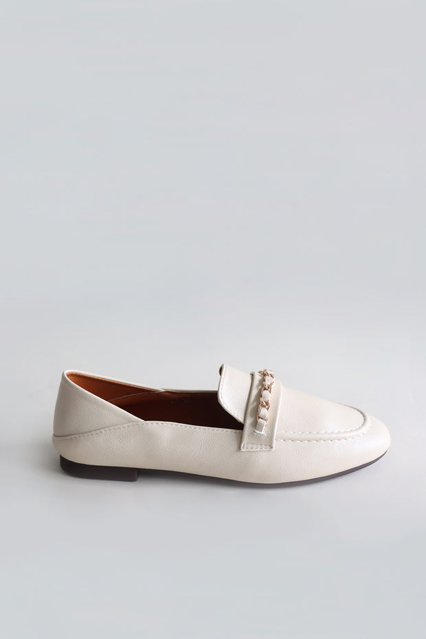 [Backorder] Luna Chained Loafers (Ivory) - Our Daily Avenue